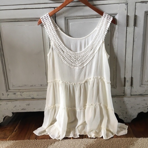 Sold Out! Ruffle Hem Layering Tank Top Extender - Picture 3 of 3